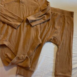 Cozy Tan Ribbed Onsie and Bottoms set cat and jack